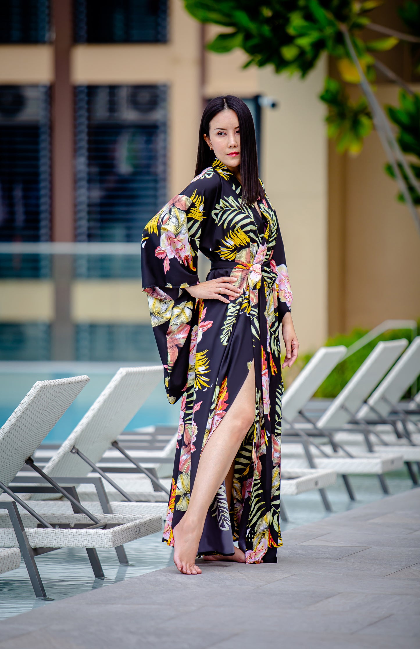 NA'RAK Women's Yukata Kimono Robe : Midnight Blue Floral