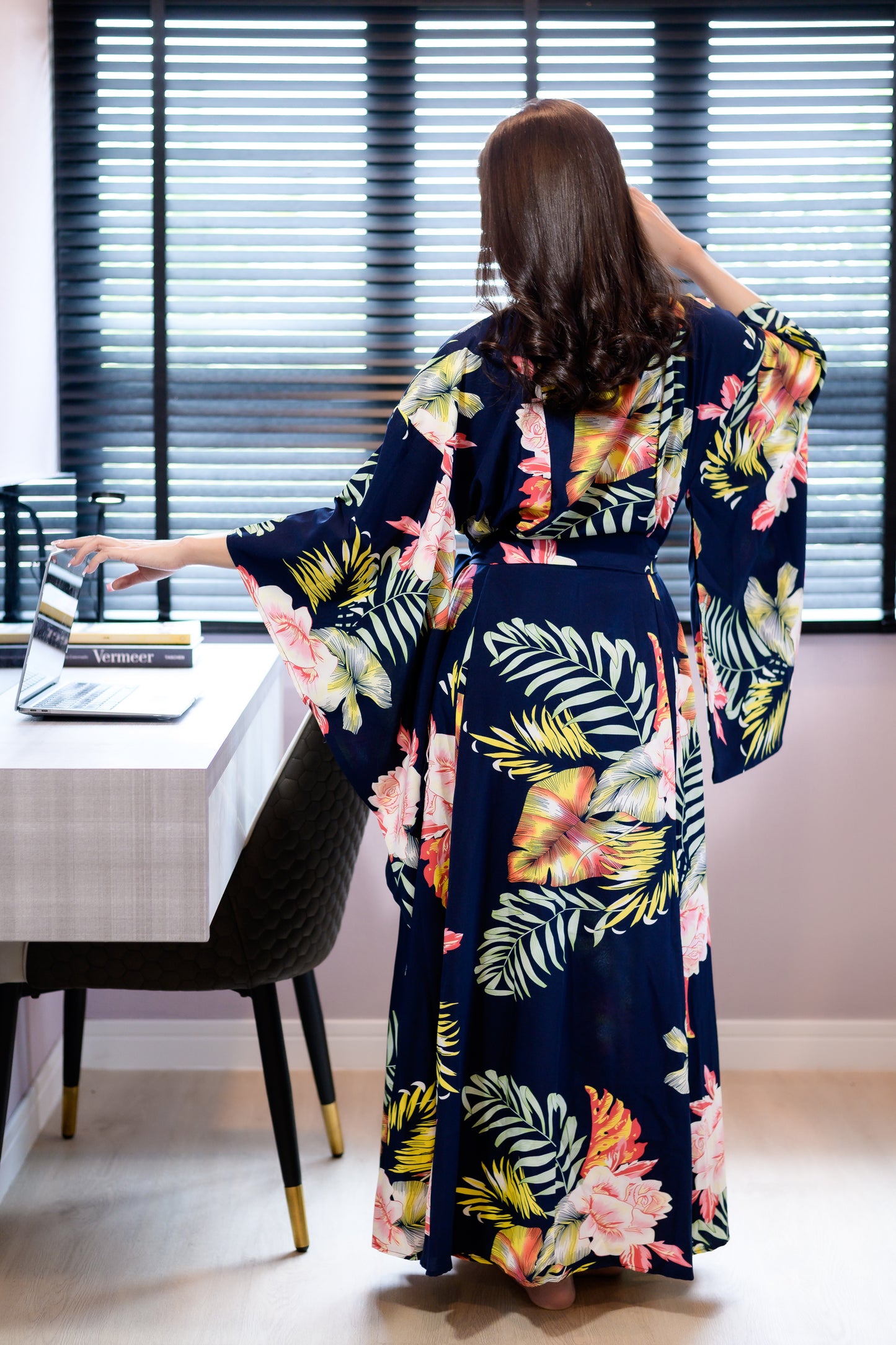 NA'RAK Women's Yukata Kimono Robe : Midnight Blue Floral