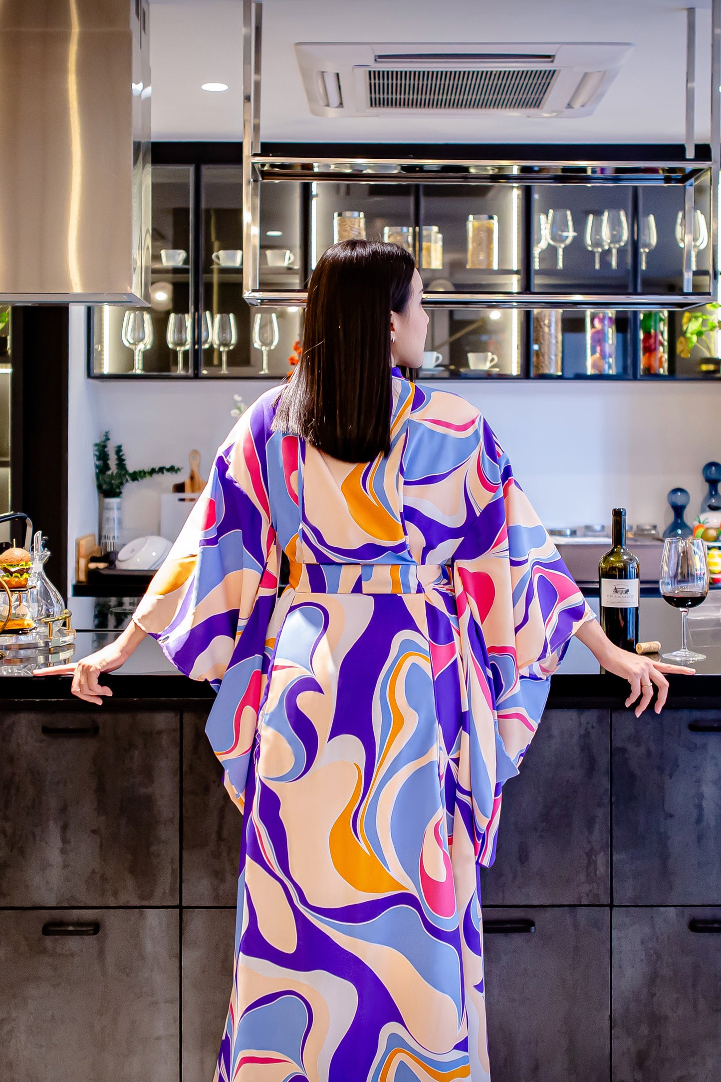 NA'RAK Women's Yukata Kimono Robe : Blue/Gold/Brown Swirls