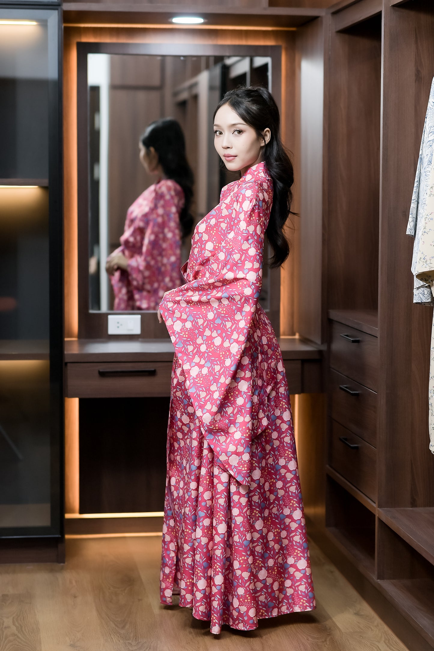 NA'RAK Women's Yukata Kimono Robe : Pink Floral