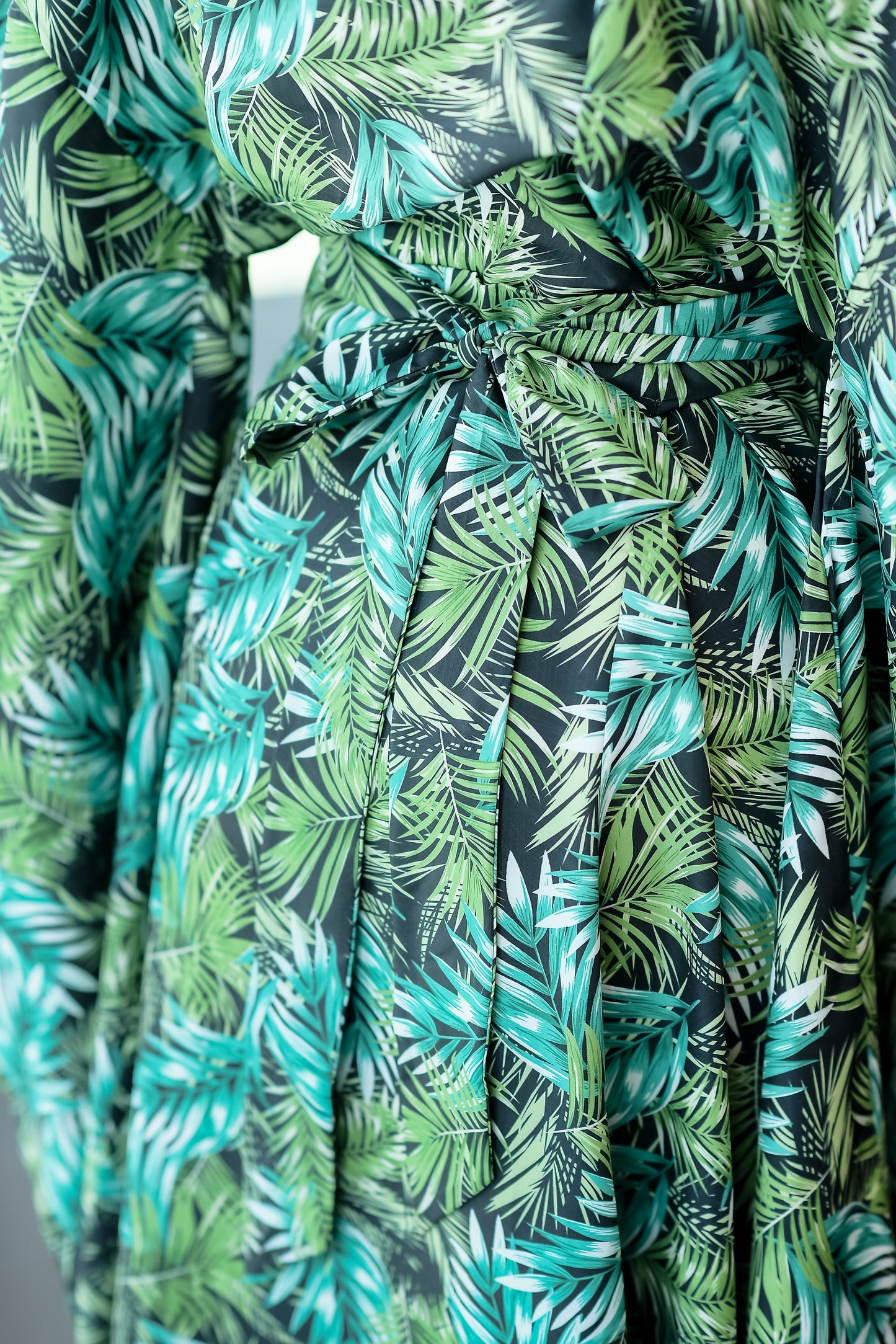 NA'RAK Women's Yukata Kimono Robe : Green Palm Leaf